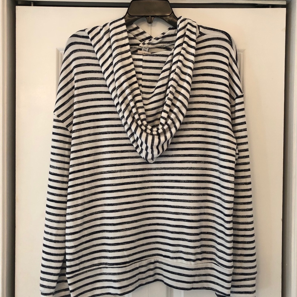 A New Day Hooded Thin Sweatshirt - Picture 2 of 4